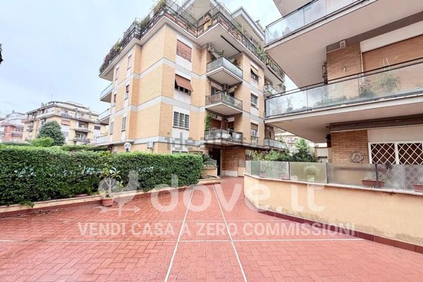 appartamento in vendita a Roma in zona Torrevecchia