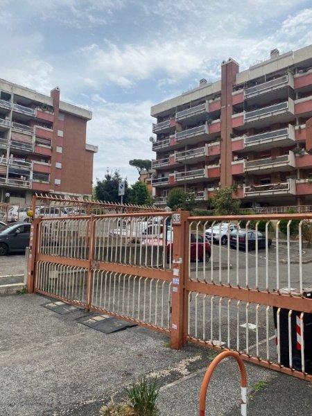 appartamento in vendita a Roma in zona Acilia