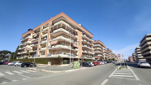 appartamento in vendita a Roma in zona Ponte di Nona