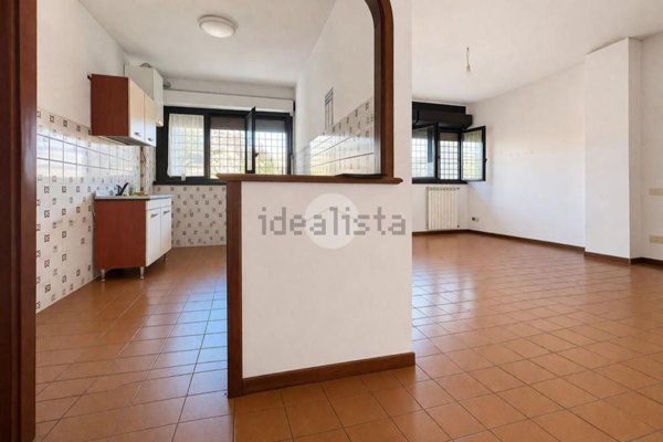 appartamento in vendita a Roma in zona Spinaceto