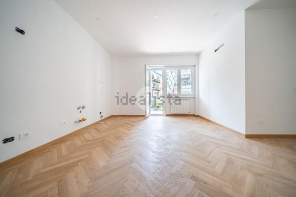 appartamento in vendita a Roma in zona Tor di Quinto