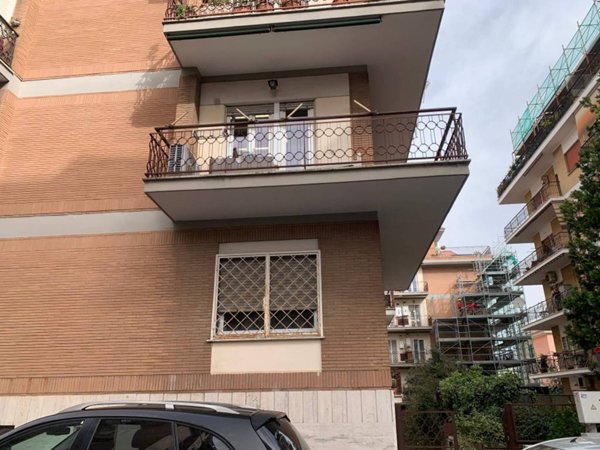appartamento in vendita a Roma in zona Portuense