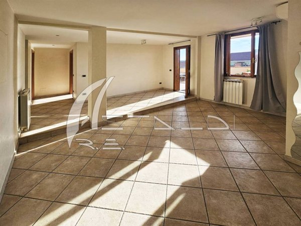 appartamento in vendita a Roma in zona Appio Latino