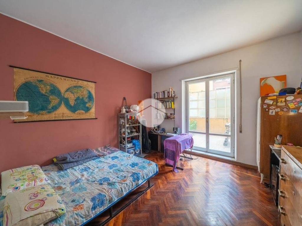 appartamento in vendita a Roma in zona Tuscolano