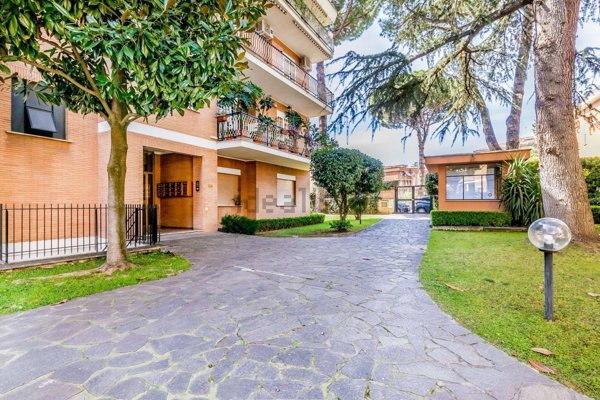 appartamento in vendita a Roma in zona Salario