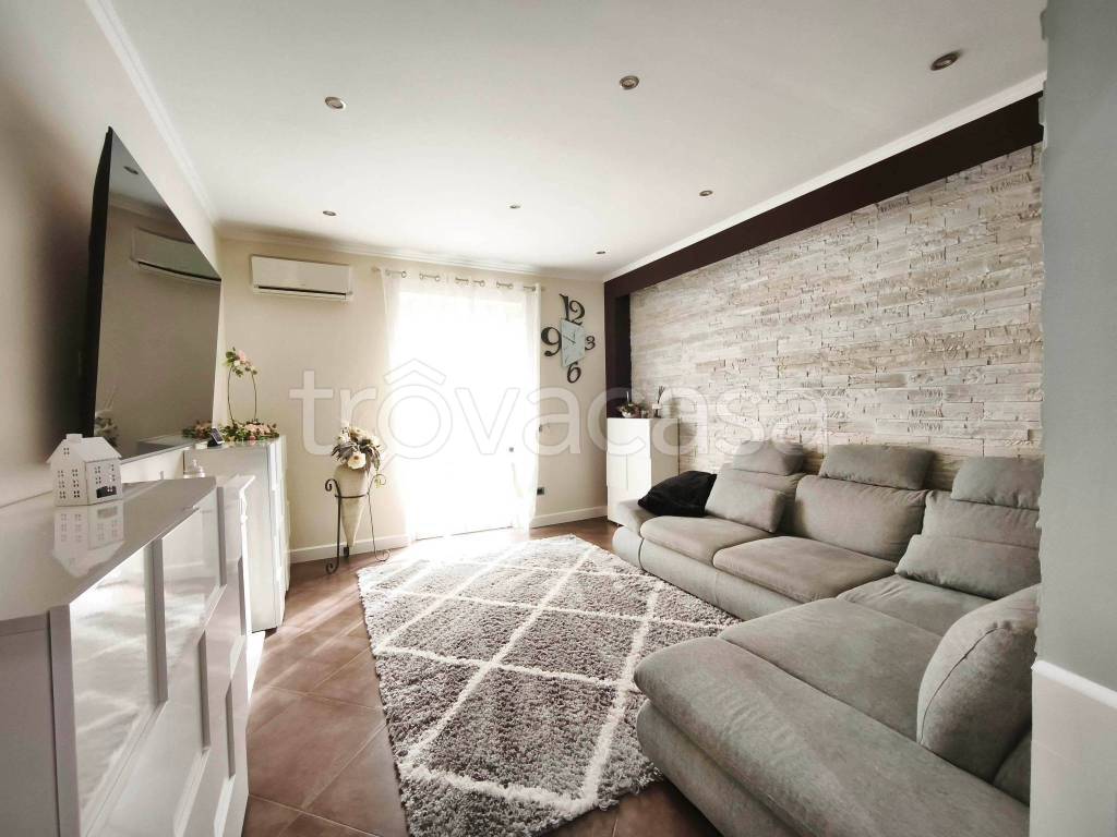 appartamento in vendita a Roma in zona Massimina/Casal Lumbroso