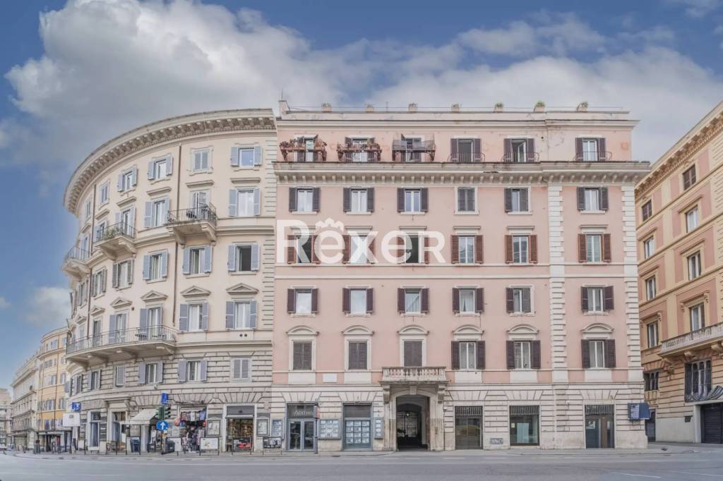 appartamento in vendita a Roma in zona Rione di Ponte