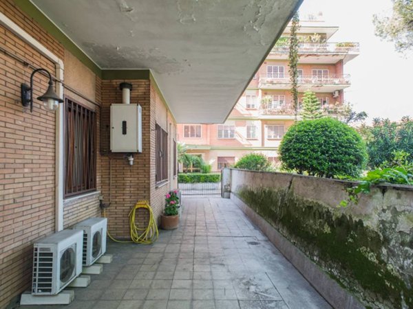 appartamento in vendita a Roma in zona Gianicolense