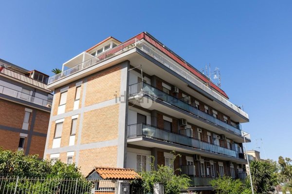 appartamento in vendita a Roma in zona Torrevecchia