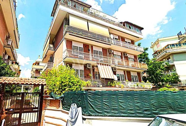 appartamento in vendita a Roma in zona Torrevecchia