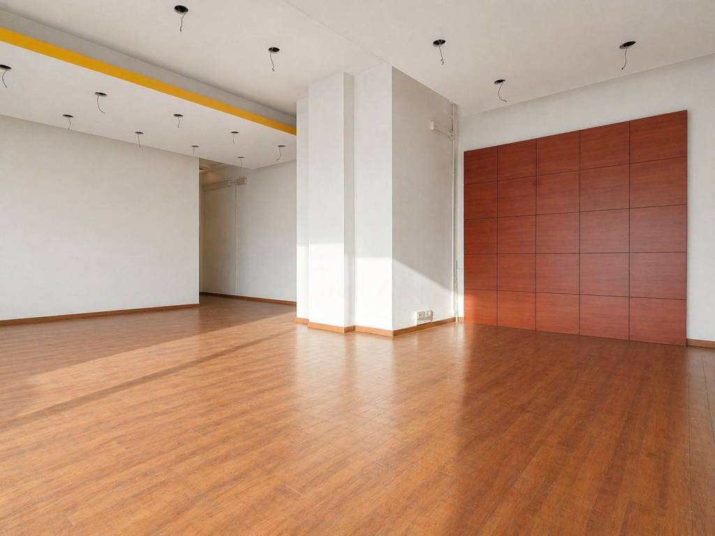 negozio in vendita a Roma in zona Ostia