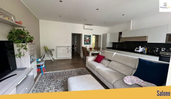 appartamento in vendita a Roma in zona Tuscolano