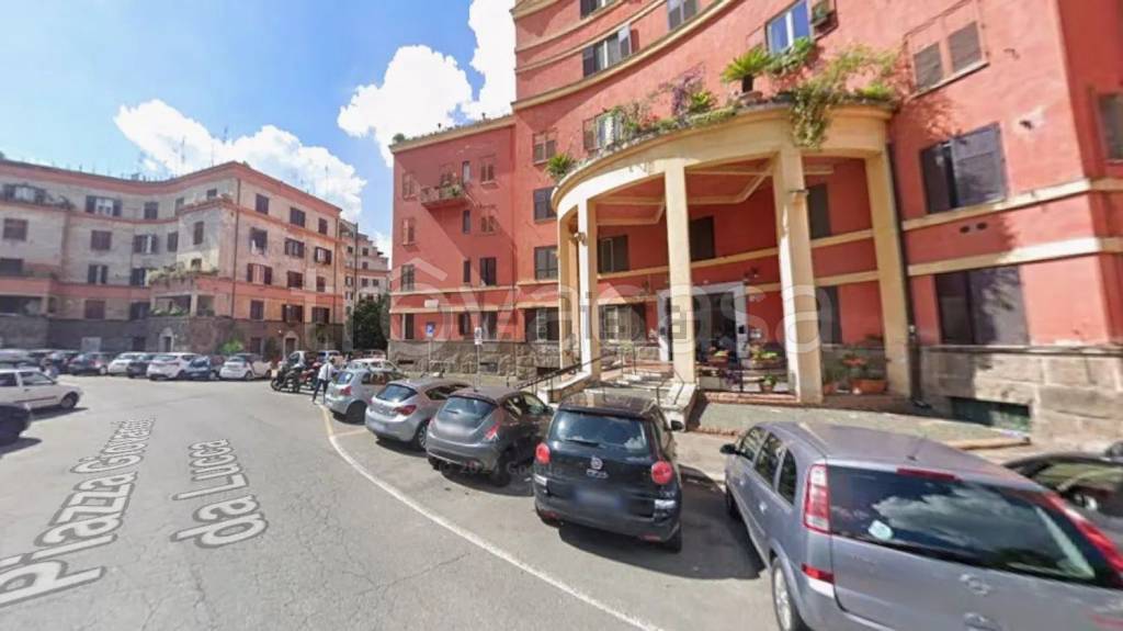 appartamento in vendita a Roma in zona Ostiense