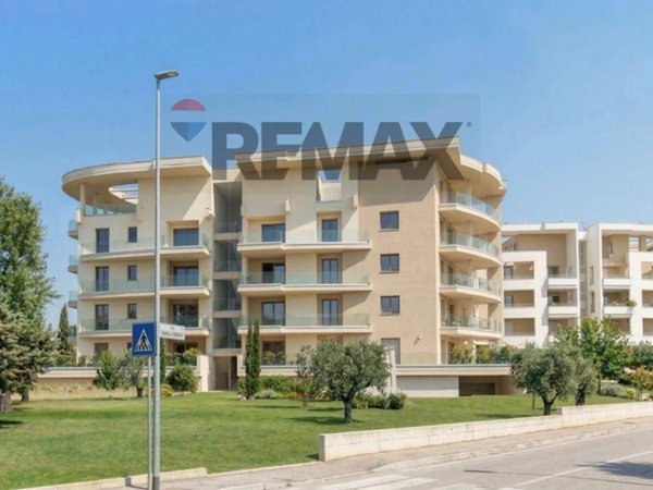 appartamento in vendita a Roma in zona Acilia