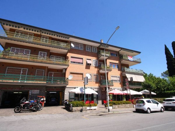 appartamento in vendita a Roma in zona Portuense