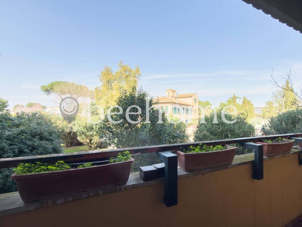 appartamento in vendita a Roma in zona Giuliano Dalmata