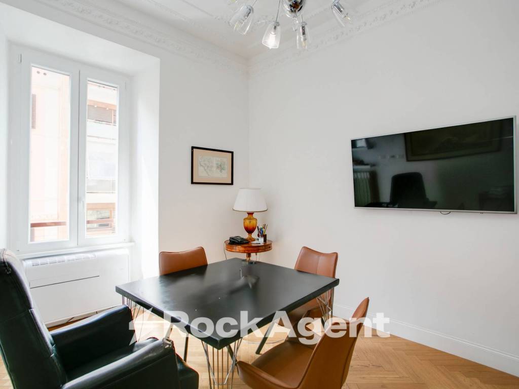 appartamento in vendita a Roma in zona Rione Prati