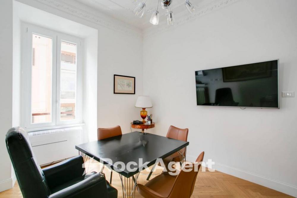 appartamento in vendita a Roma in zona Rione Prati