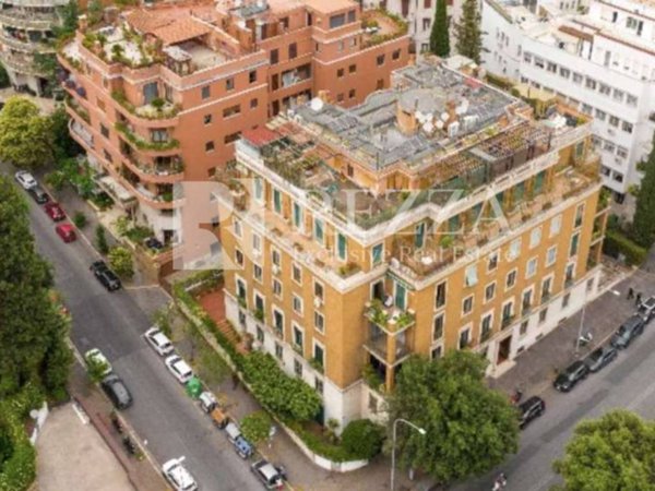 appartamento in vendita a Roma in zona Parioli