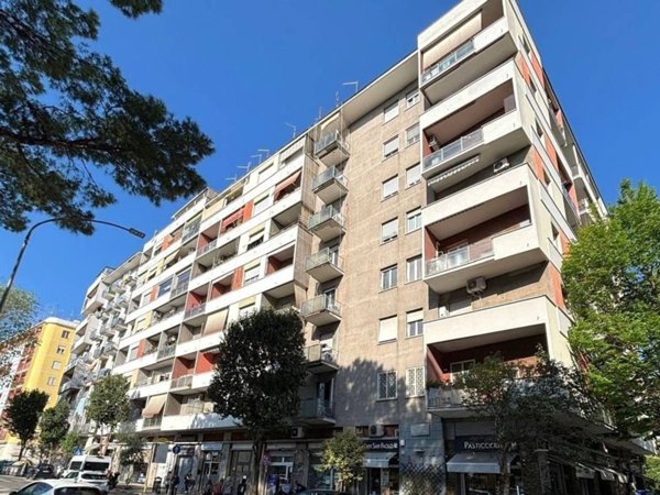 appartamento in vendita a Roma in zona Ostiense