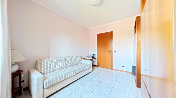 appartamento in vendita a Roma in zona Acilia