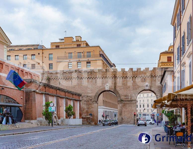 appartamento in vendita a Roma in zona Rione Borgo