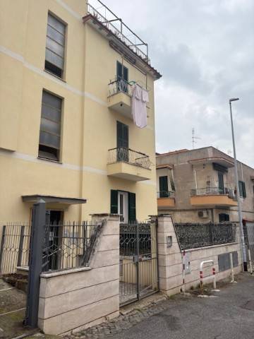 appartamento in vendita a Roma in zona Torrevecchia