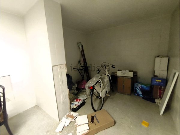 ufficio in vendita a Roma in zona Ostiense