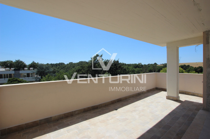 appartamento in vendita a Roma in zona Valle Muricana