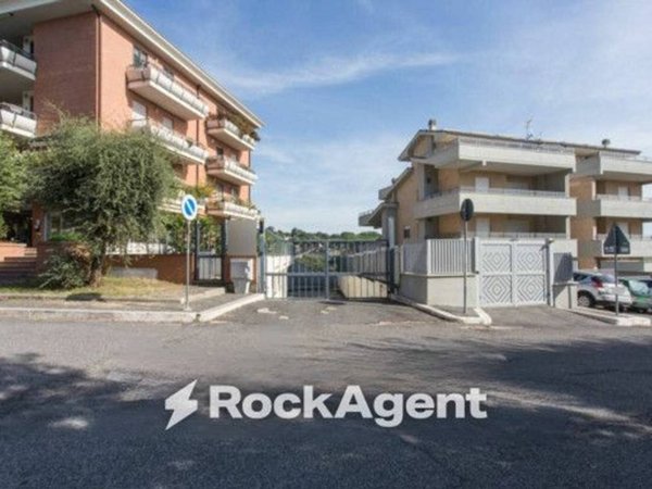 negozio in vendita a Roma in zona Trionfale