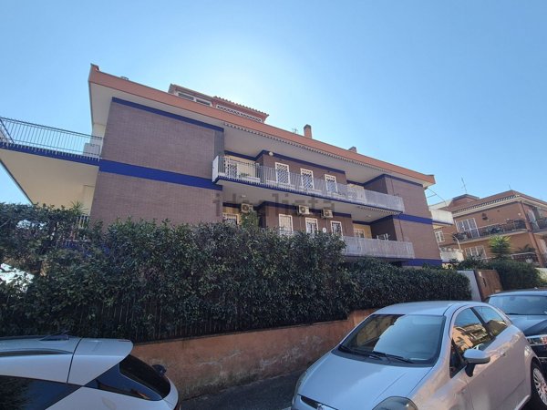 appartamento in vendita a Roma in zona Giuliano Dalmata