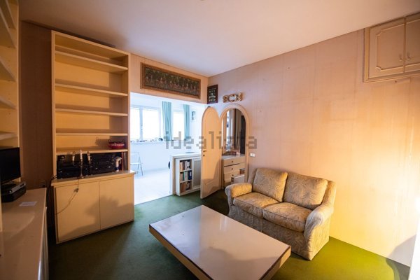 appartamento in vendita a Roma in zona Tor di Quinto