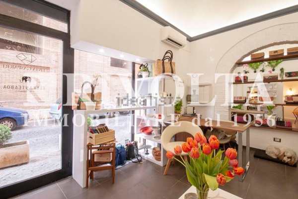 negozio in vendita a Roma in zona Campo Marzio
