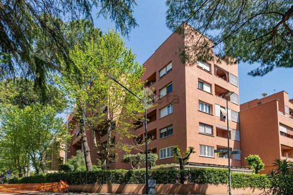 appartamento in vendita a Roma in zona Ardeatino