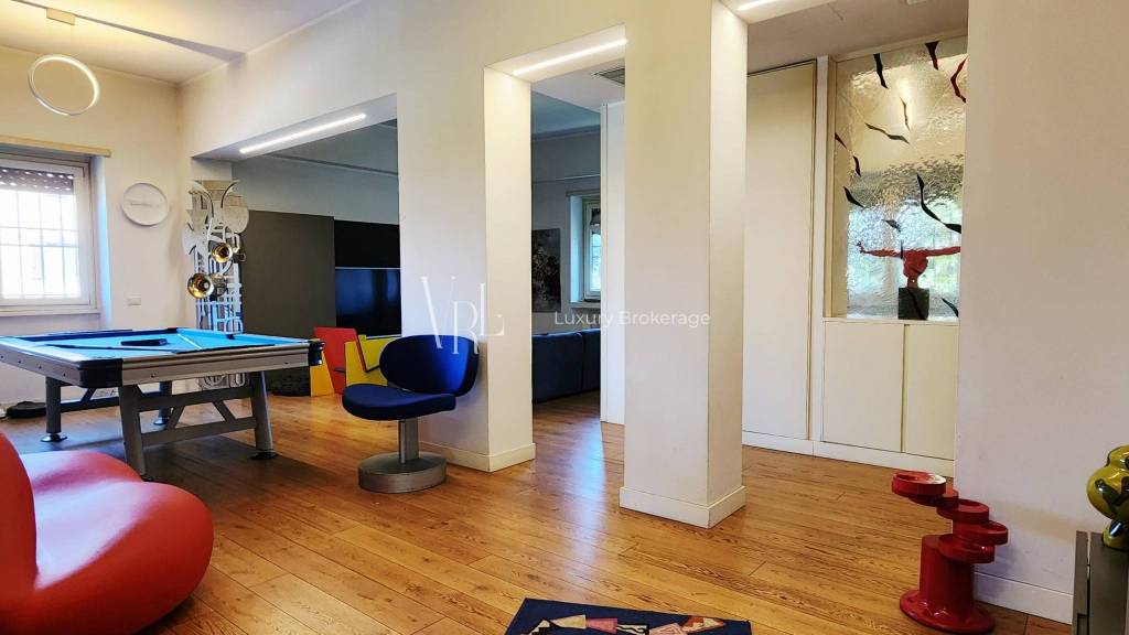 appartamento in vendita a Roma in zona EUR