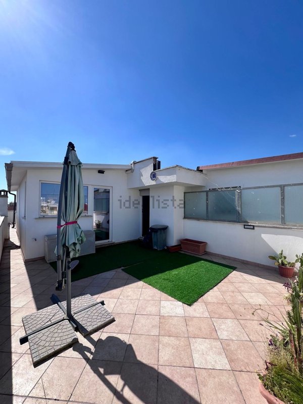 appartamento in vendita a Roma in zona Ostia