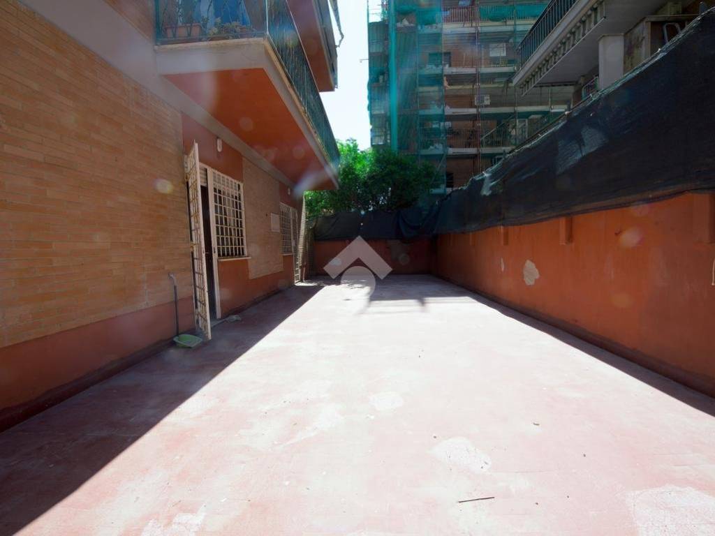 appartamento in vendita a Roma in zona Ostia Antica