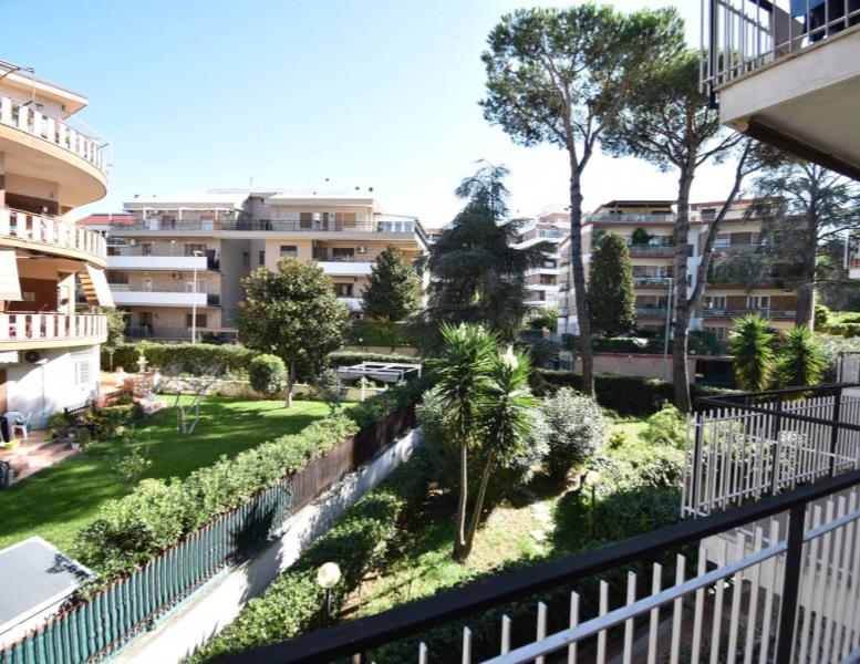 appartamento in vendita a Roma in zona Torrevecchia