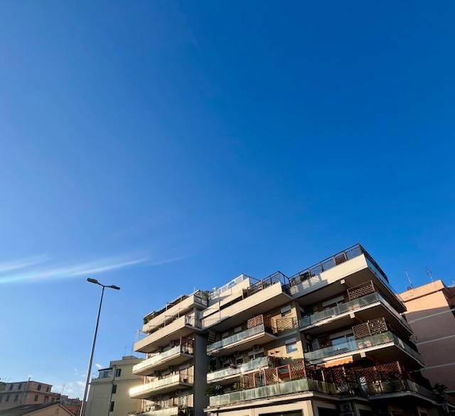 appartamento in vendita a Roma in zona Cesano