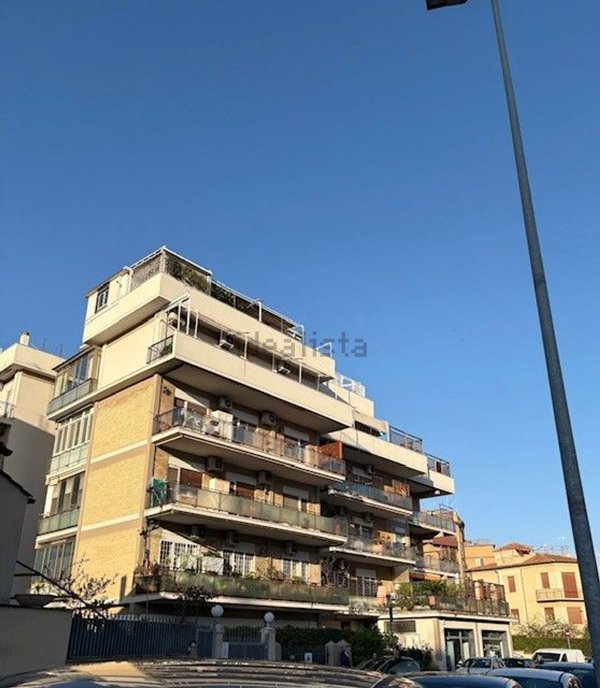 appartamento in vendita a Roma in zona Cesano