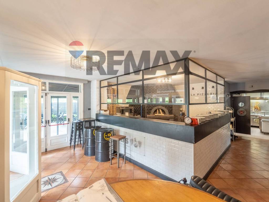 locale commerciale in vendita a Roma in zona Pinciano