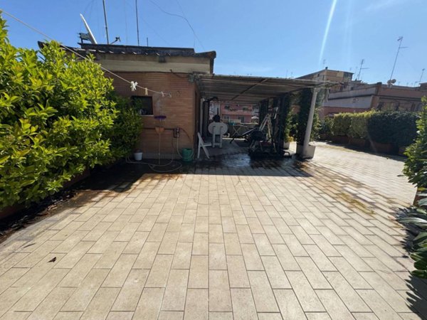 appartamento in vendita a Roma in zona Fidene