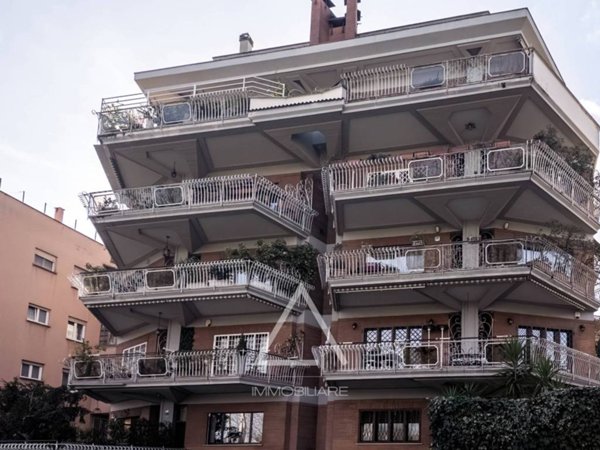 appartamento in vendita a Roma in zona Monte Sacro/Talenti