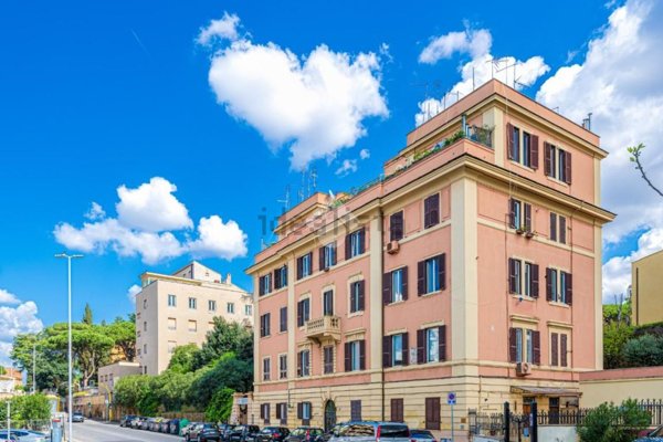 appartamento in vendita a Roma in zona Aurelio