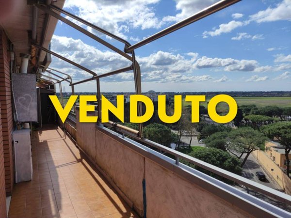 appartamento in vendita a Roma in zona Cinecittà