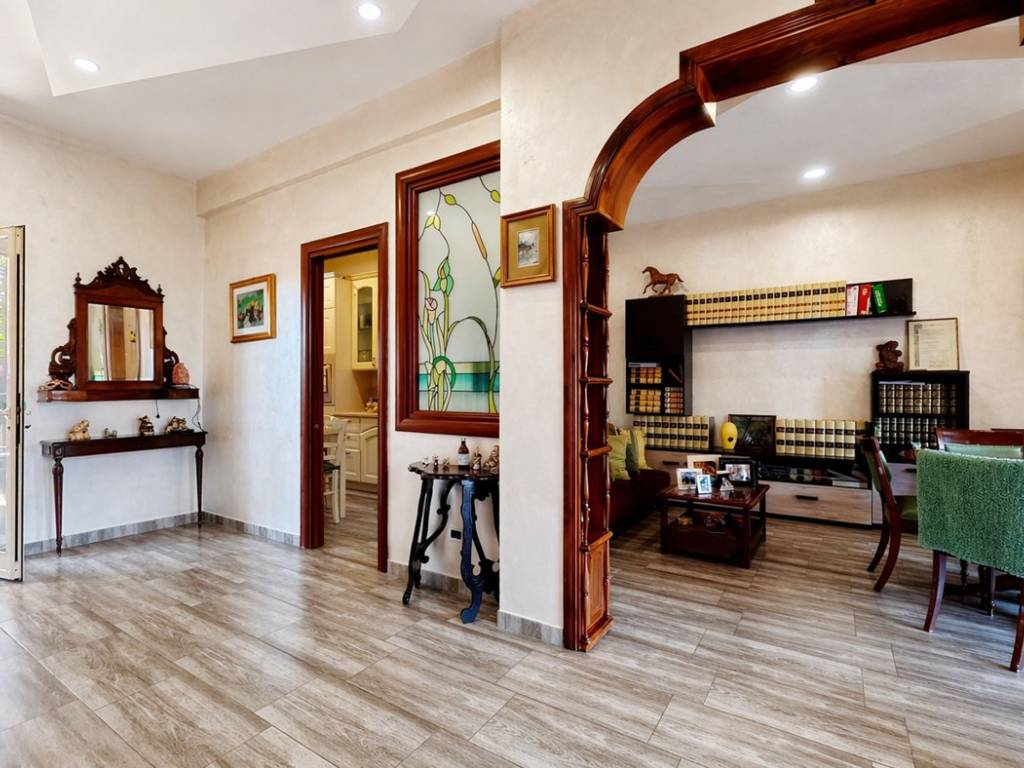 casa indipendente in vendita a Roma in zona Acilia