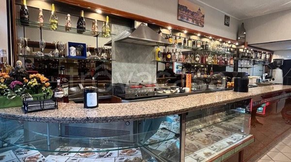 negozio in vendita a Roma in zona Esquilino