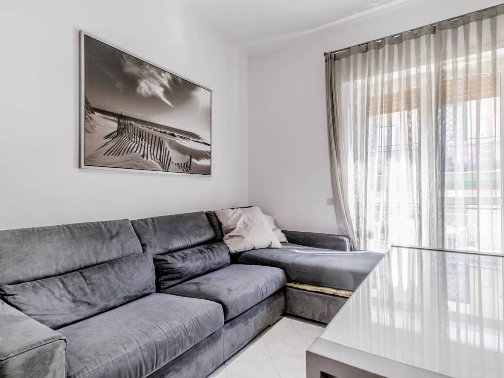 appartamento in vendita a Roma in zona Ponte Mammolo