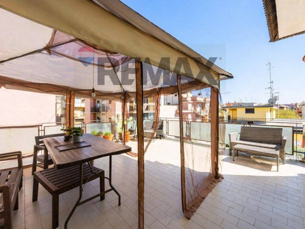 appartamento in vendita a Roma in zona Prenestino-Centocelle