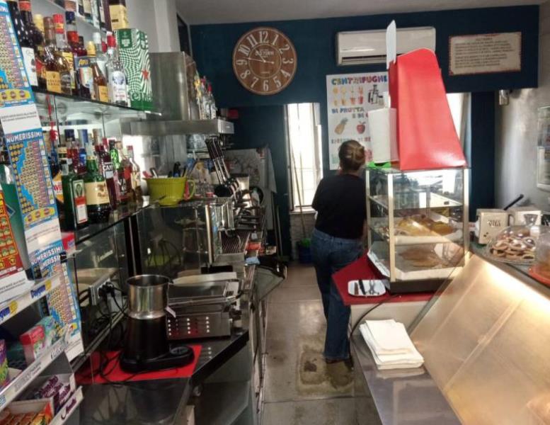 locale commerciale in vendita a Roma in zona Trastevere